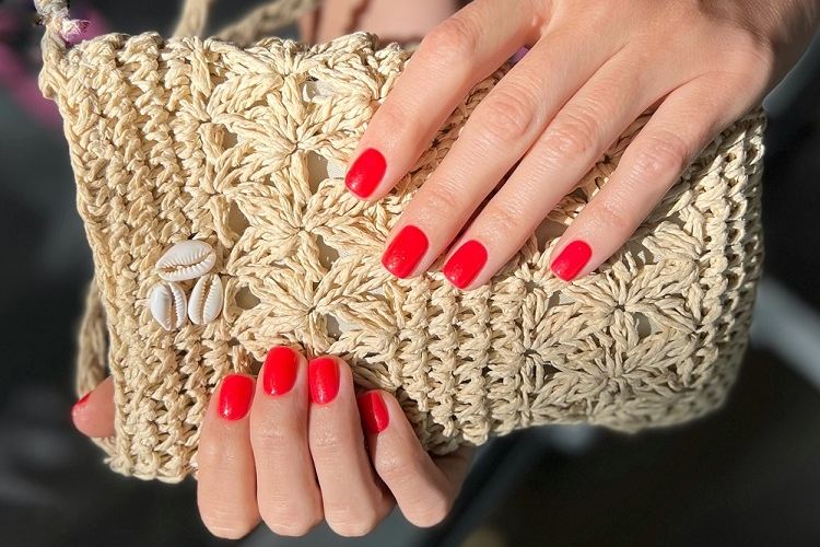 square short red summer nails