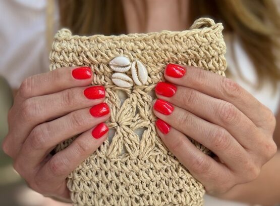 summer manicure ideas women over 50 red nails