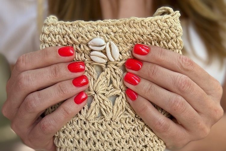 summer manicure ideas women over 50 red nails