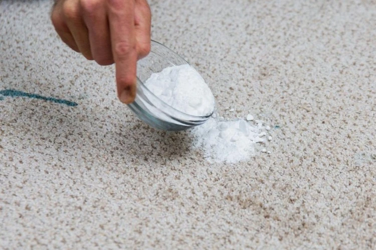 treat carpet stains with baking soda