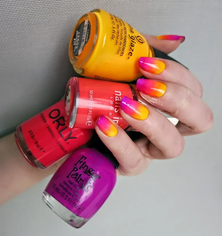 trendy nail polish colors august 2023 leo season manicure ideas