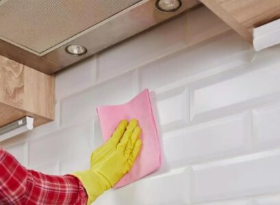 clean greasy kitchen tiles easily with these effective home remedies