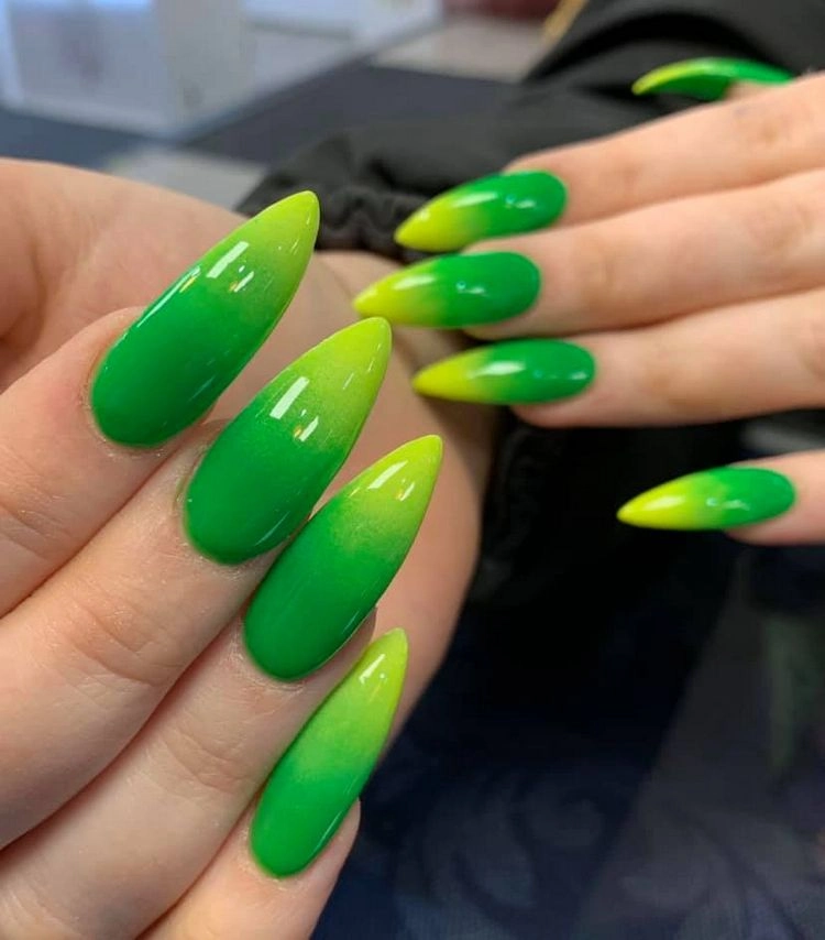 combine limoncello and green colors ombre nail design