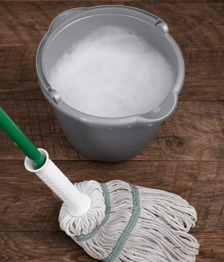 diy grease dissolving floor cleaner
