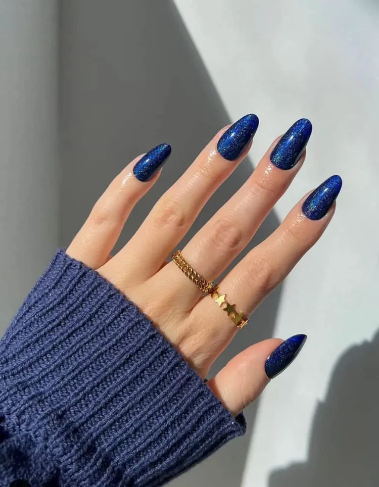 navy blue nails fall winter 2023 2024 trends