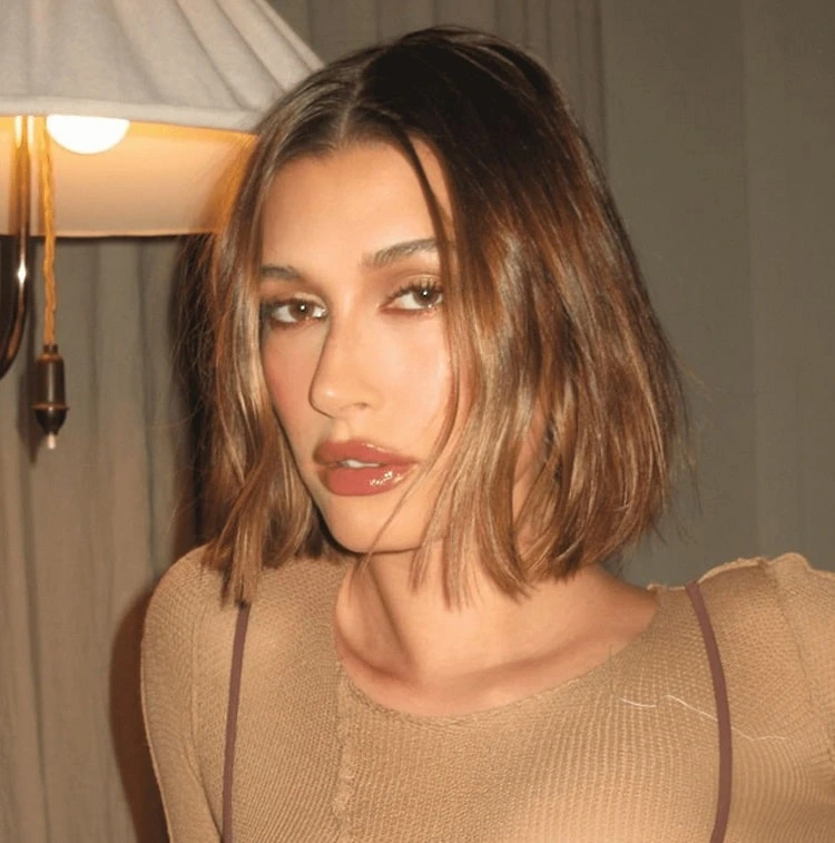 blunt cut bob hailey bieber hairstyle