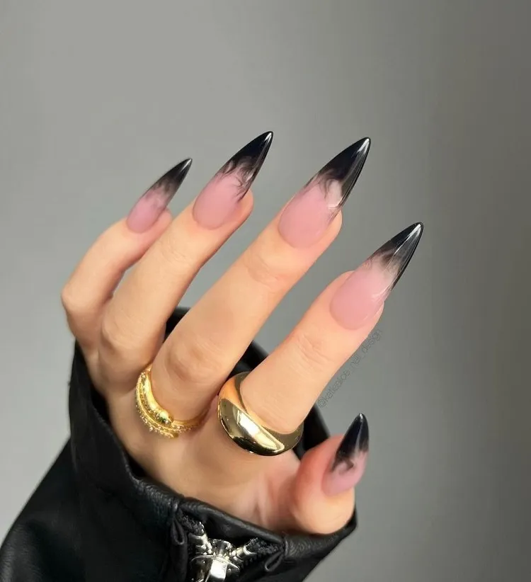 bold ombre nails fall trend 2023
