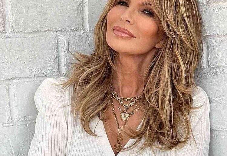 butterfly haircut long hair