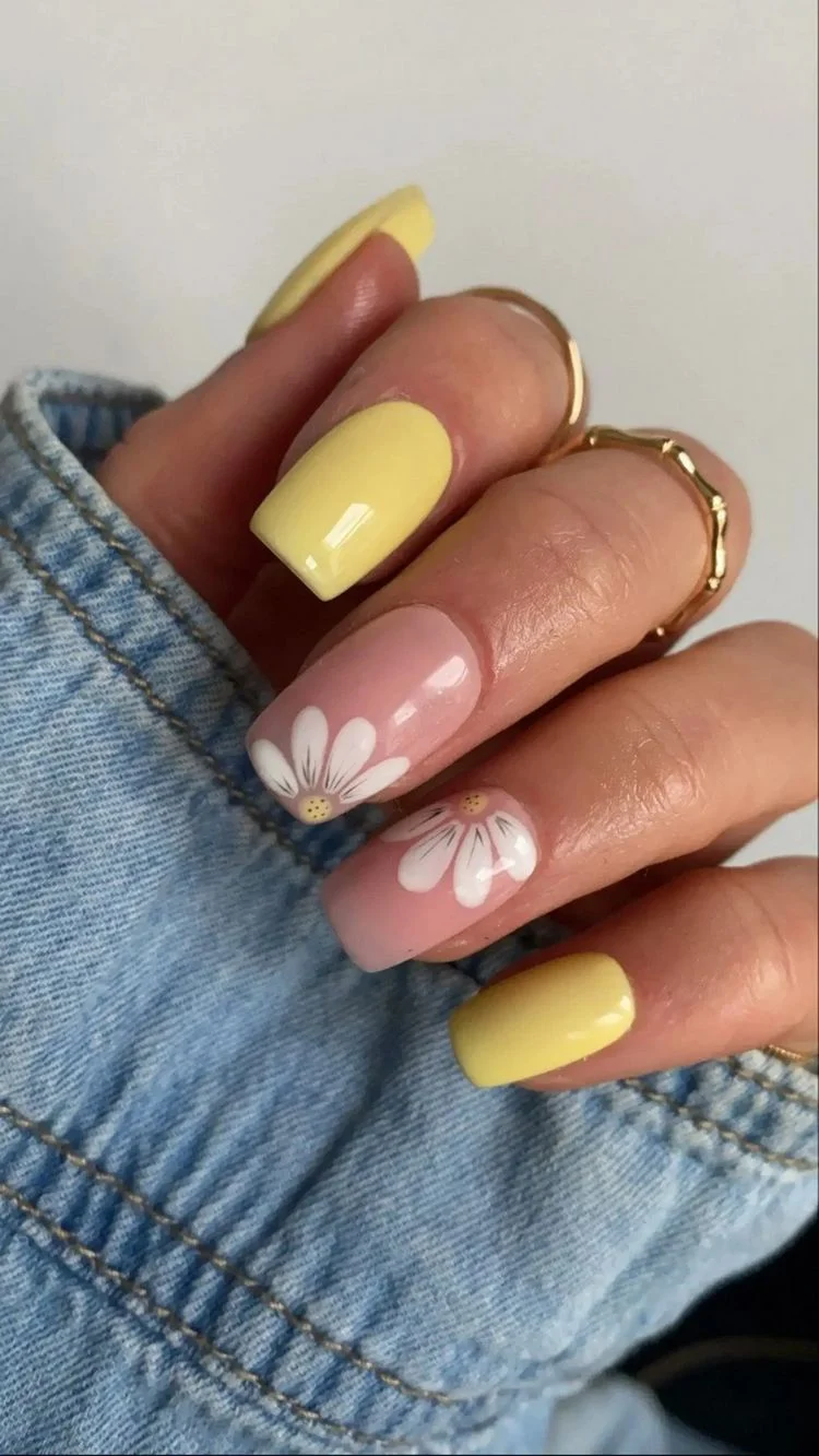 citrus yellow nail polish color for summer 2023