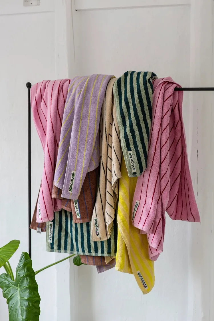 colorful striped towels bathroom decor accessories ideas 2023