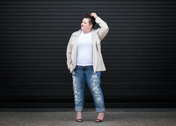 fashion for curvy women tips boyfriend jeans for thick thighs