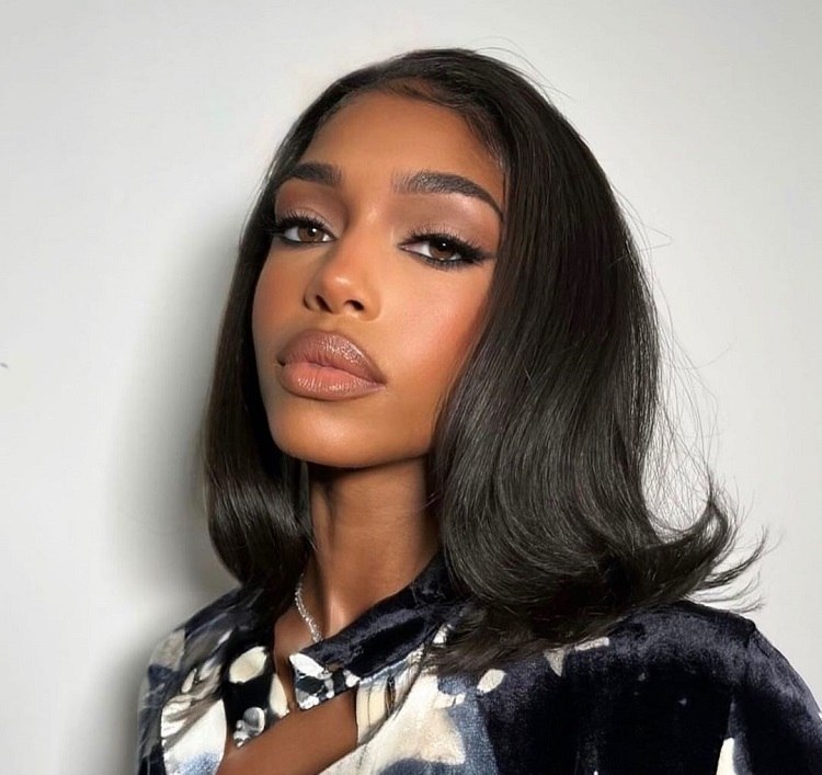 2023 Long Flipped Bob Haircut: How to Style The Newest Trend?