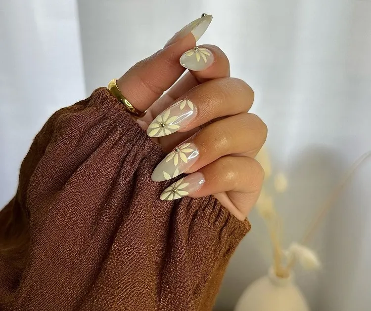 glazed donut nails almond shaped with autumn decoration 2023