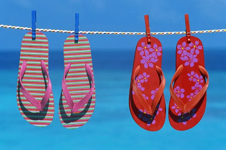 how to clean flip flops dry them on partial shade or on undirect light (1)