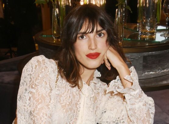 how to cut french bangs