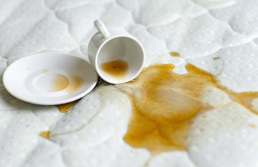 how to get yellow stains out of a mattress clean spills