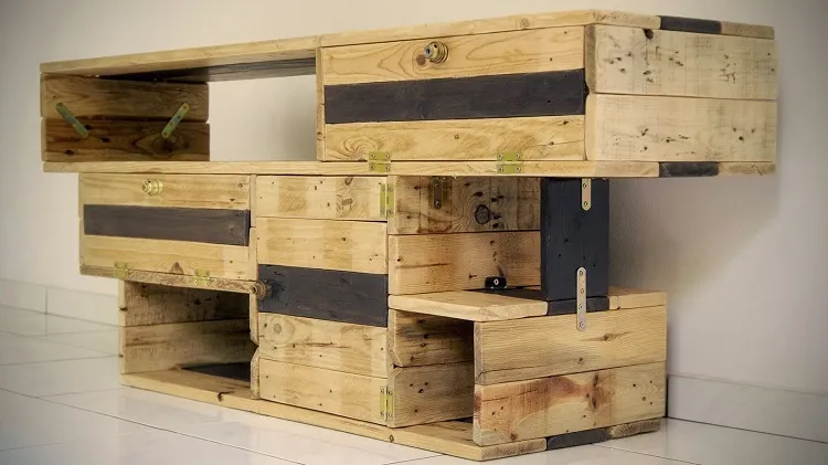 how to make a tv stand out of pallets (1)