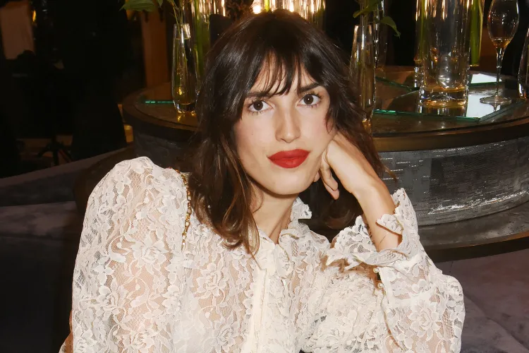 how to style french bangs