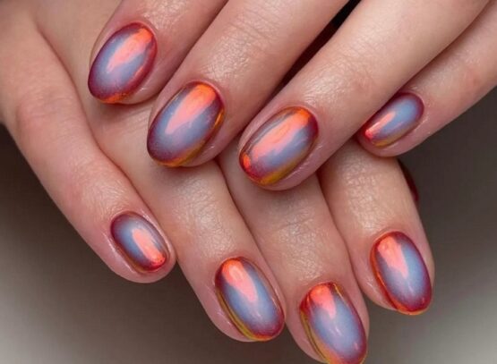 iridescent metallic aura nails short oval september nails 2023