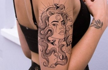 medusa tattoo meaning why do females get medusa tattoos