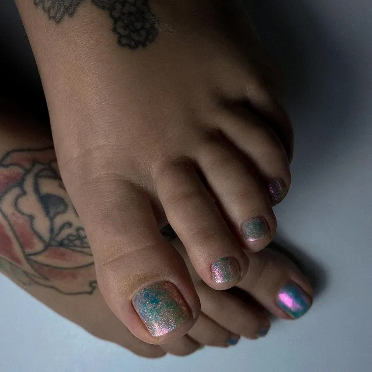 mermaid toe nails metallic pedicure design ideas 2023