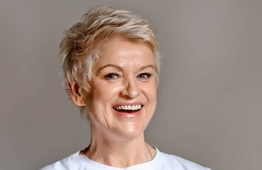 pixie cuts for older women the perfect pixie cuts for older women in 2023