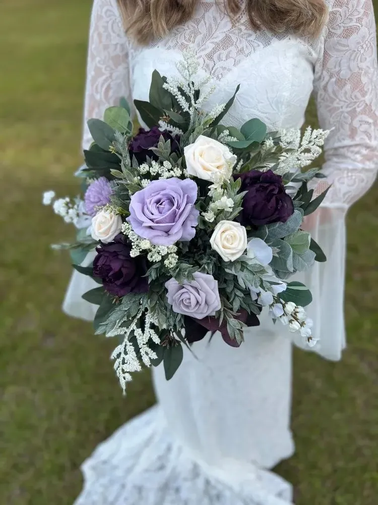 purple autumn wedding flowers elegant autumn wedding bouquet
