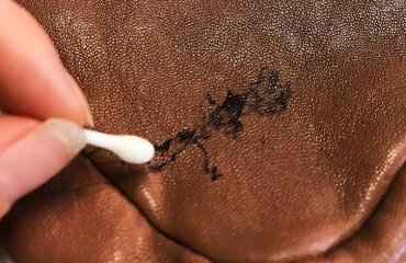 remove pen marks from leather sofa bag furniture ink stains homemade remedies