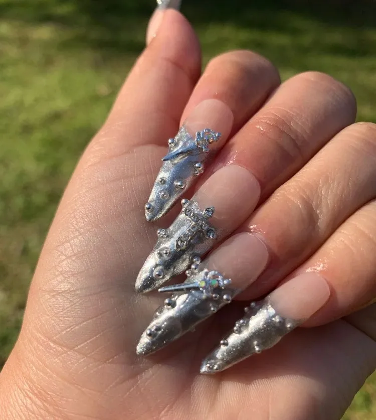 silver nails y2k nails