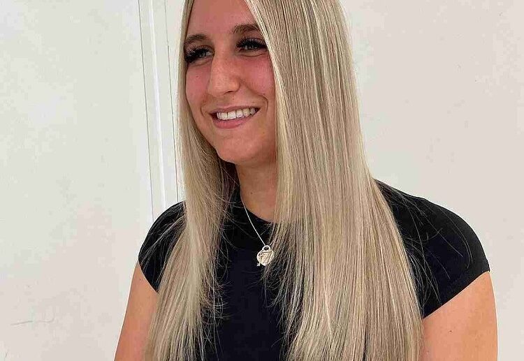 volumizing haircuts for thin flat straight hair money piece face framing
