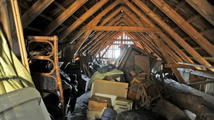 what shouldn't be stored in the attic what can be stored in a hot attic