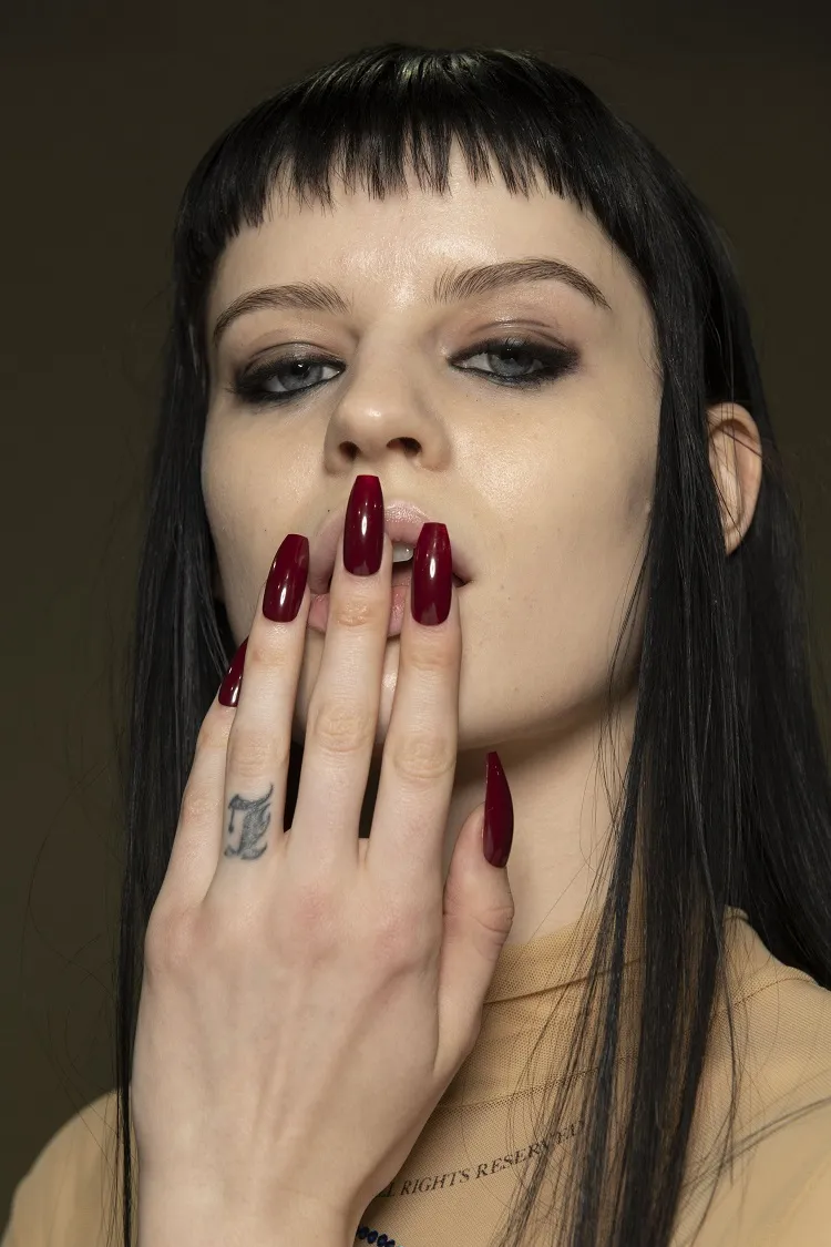 wine fall nail colors 2023