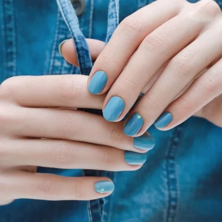 blue nails trendy nail art for early fall