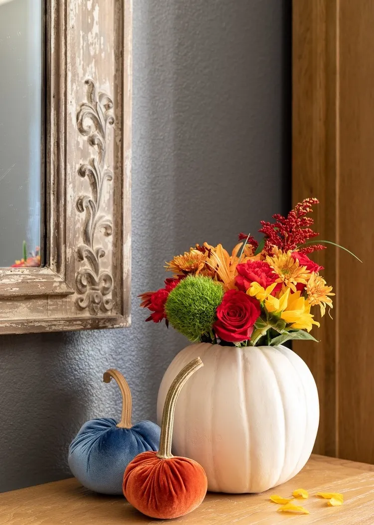 diy fall decoration pumpkin vase floral arrangement autumn
