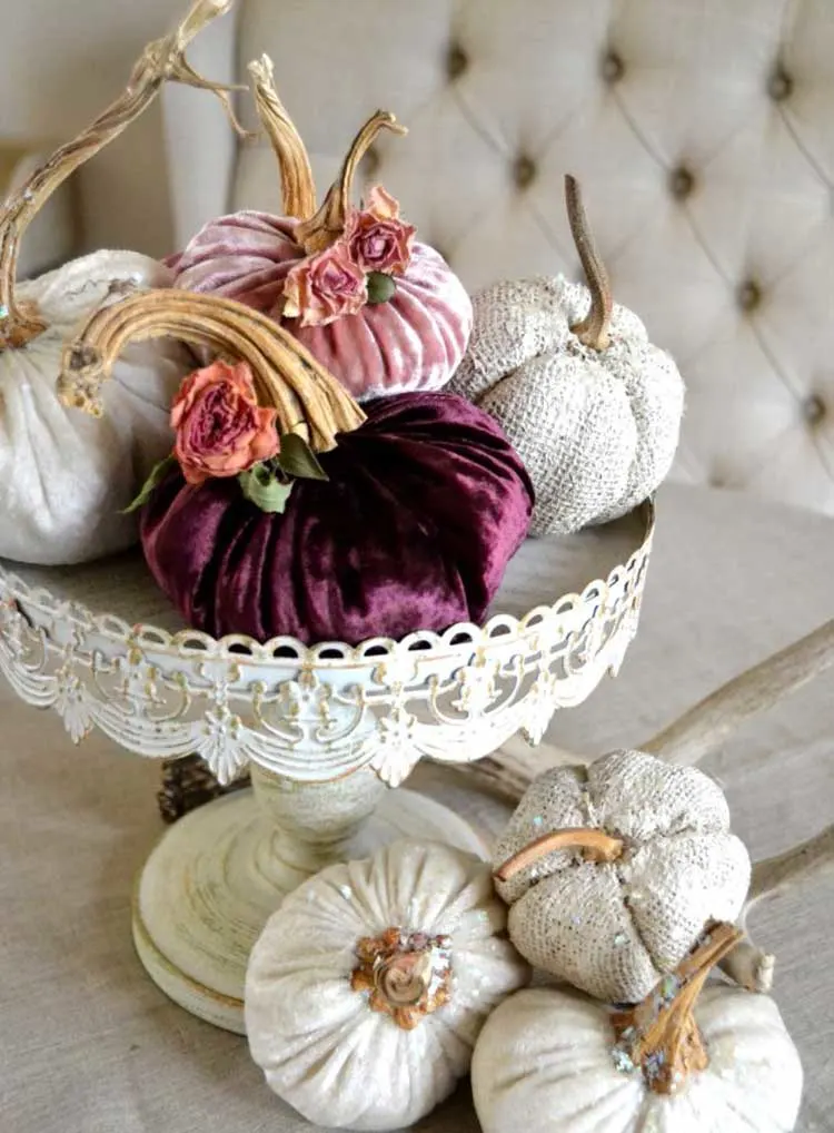 diy velvet pumpkins fall table decor ideas