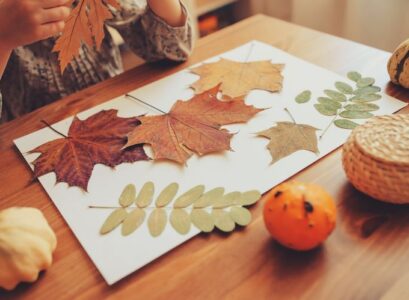 easy fall crafts for kids with colored leaves