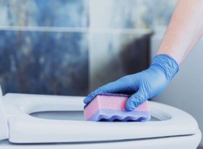 how to clean a yellowed toilet seat with home remedies