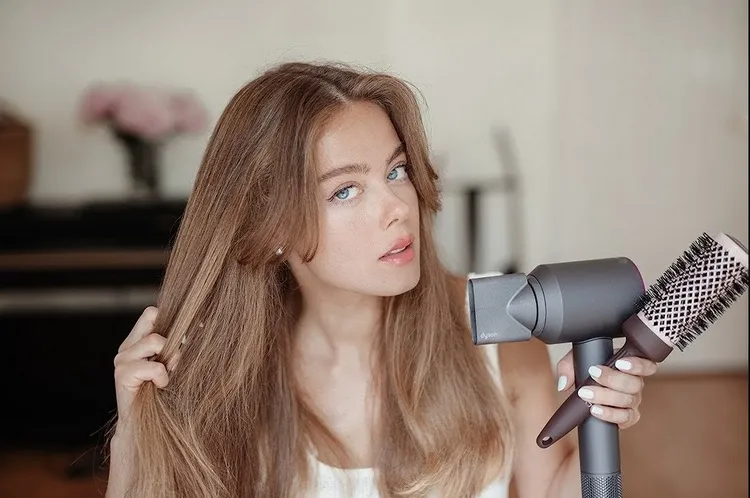 how to style curtain bangs for fine hair with and without heat