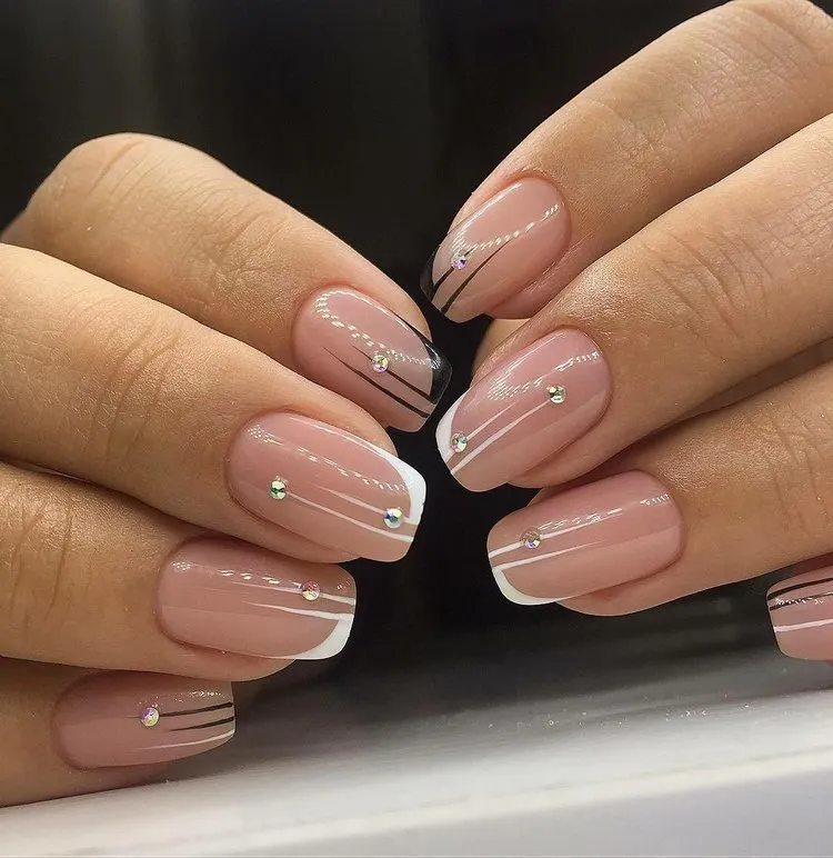 minimalist nail designs for short square nails