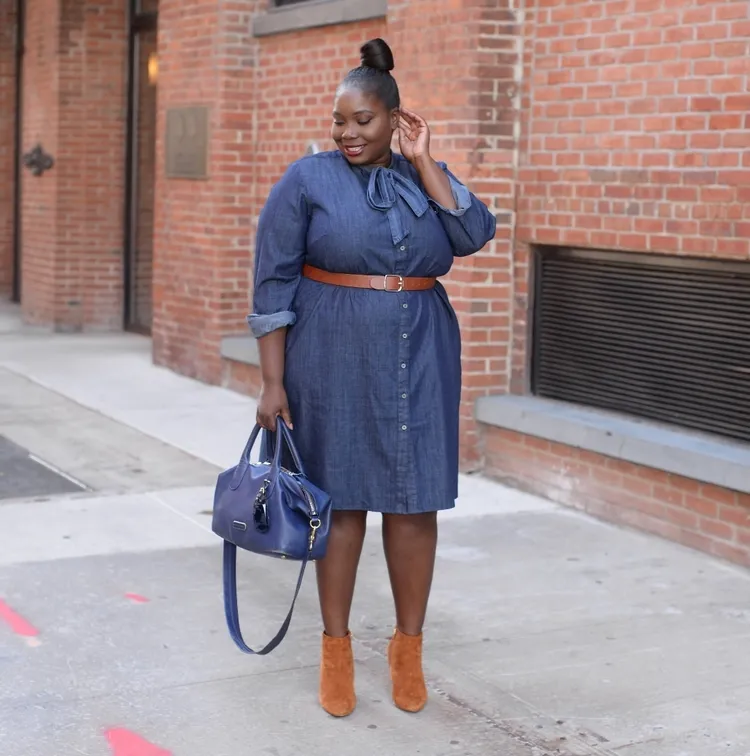 what accessories are suitable for a denim dress