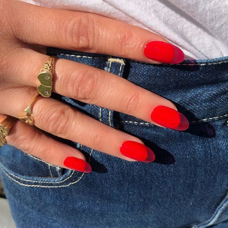 bright cherry red nails for fall