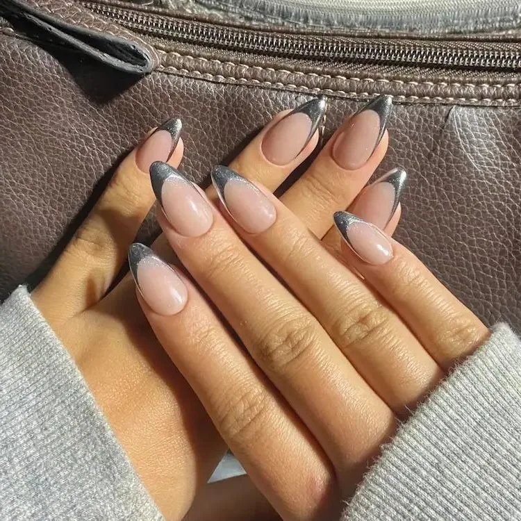 chrome french nails fall 2023