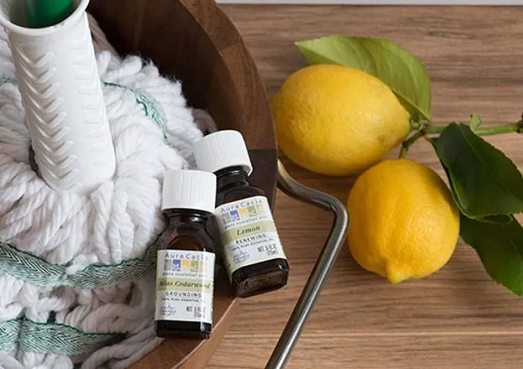 cleaning wooden floor with essential oils lemon oil antufungal antibacterial