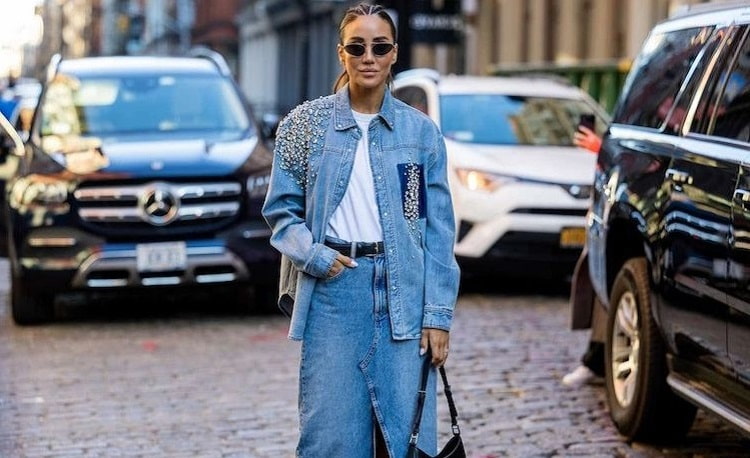combining denim skirts in autumn 2023 fall outfits with denim skirts