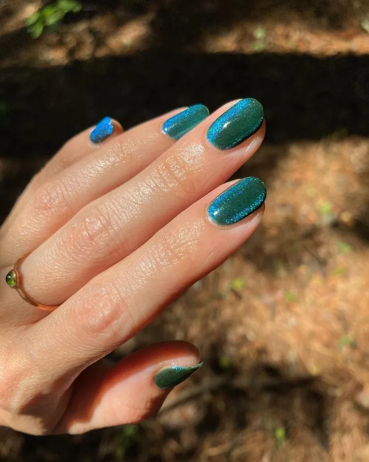 dark green velvet nails short simple fall manicure ideas