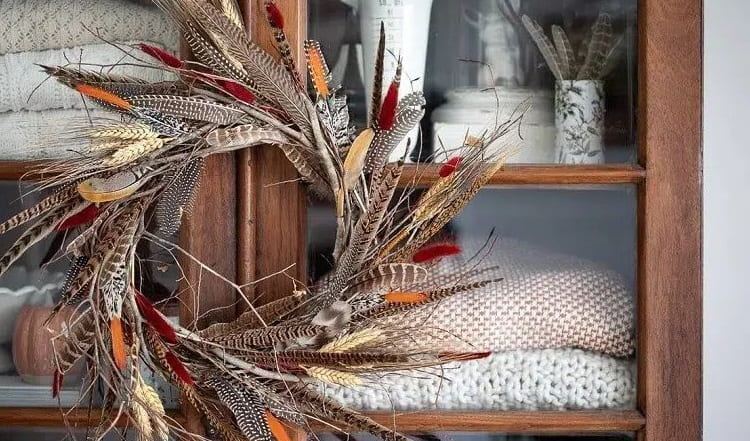 diy decoration with feathers beautiful easy ideas for fall autumn