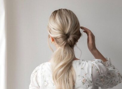 easy and cute hairstyles for work for long hair 2023