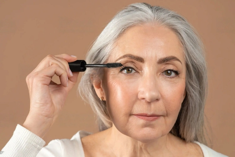eye makeup for hooded eyes over 60