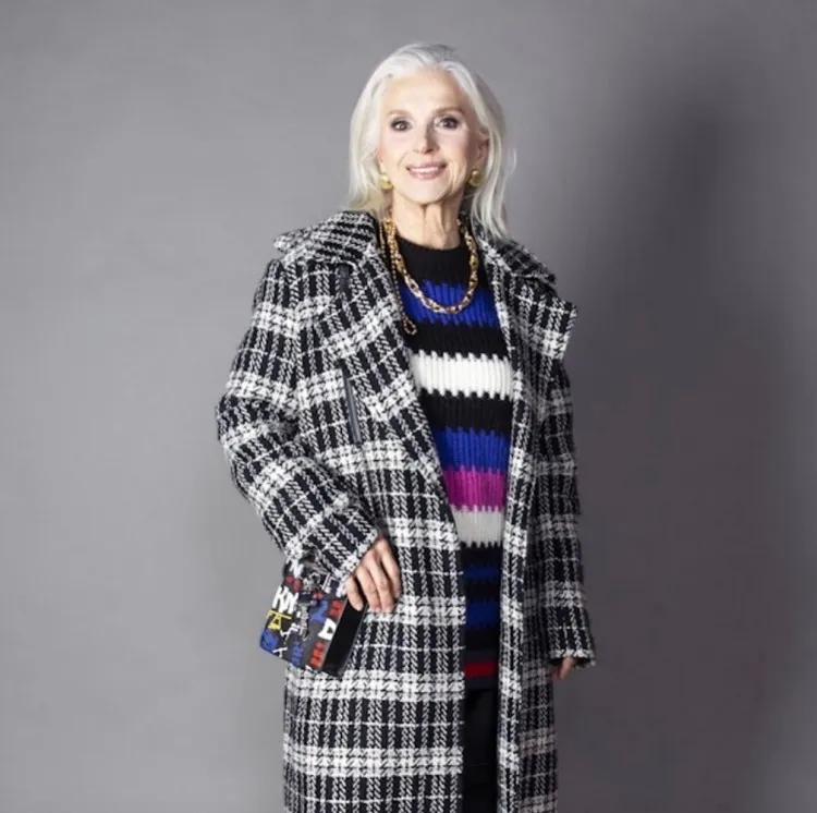 fall coat trends for women over 70
