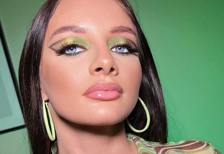 fall makeup trends 2023 martini tiktok tutorial